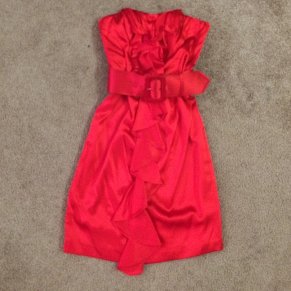 ❤️NWOT Red Ruffle Belted Dress❤️