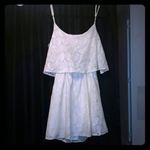 Crochet lace  dress with lining w/open back