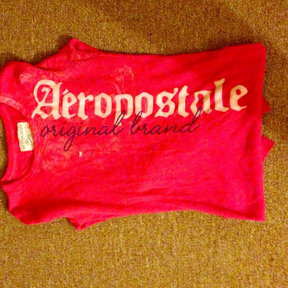 A long sleeved stretched aero shirt.
