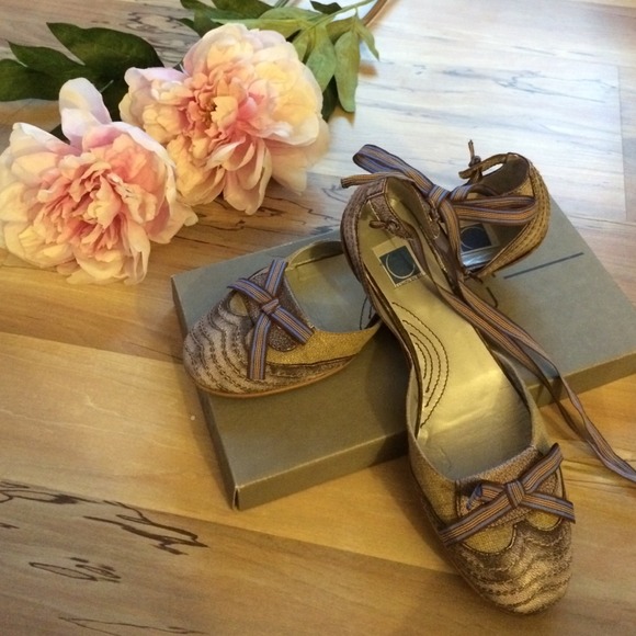 lundi bleu shoes