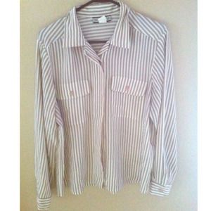 Professional fashionista stripped shirt!!