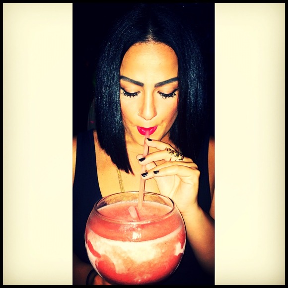 meet your seller 💗 - Picture 4 of 4