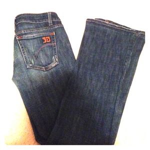 Joe's jeans: the "Honey" - Bootcut Fit