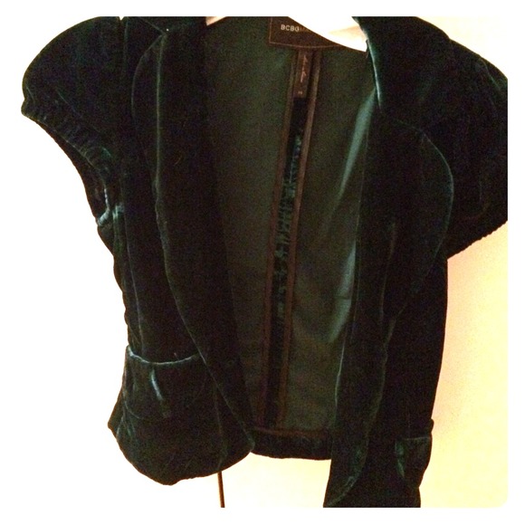 BCBG green velvet short sleeve jacket!