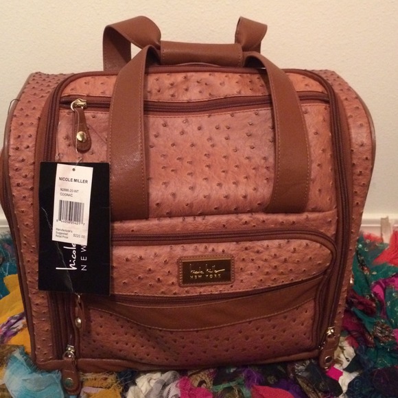 Cyber Monday Only $75Carry On luggage