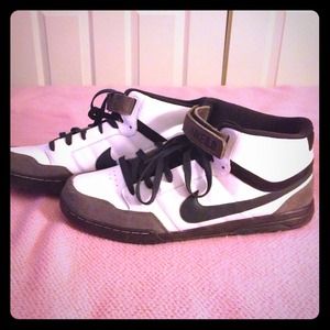 Nike SB 6.0's. Size 15, barely worn.