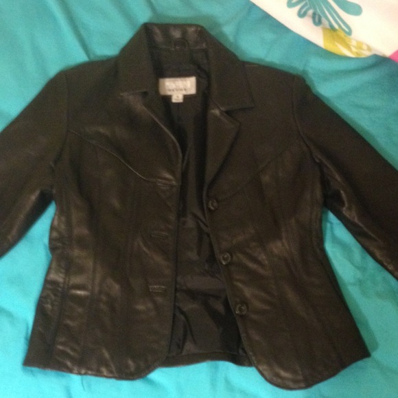 ‼️Black Leather Blazer‼️