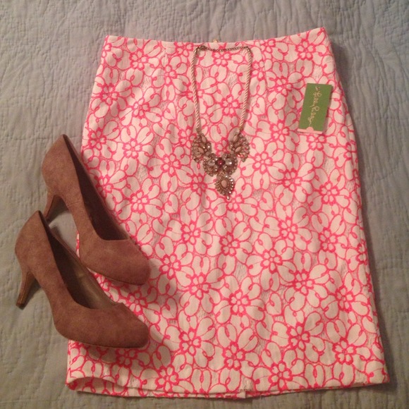 Lilly Pulitzer Hyacinth Skirt in Fiesta Pink