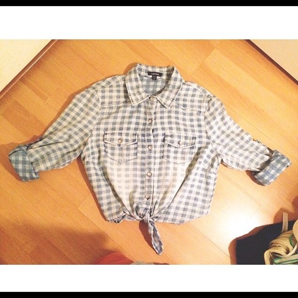 SOLD ON VINTED🚫Plaid Button Up