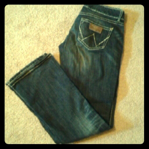 Womens Wrangler Jeans-Mae