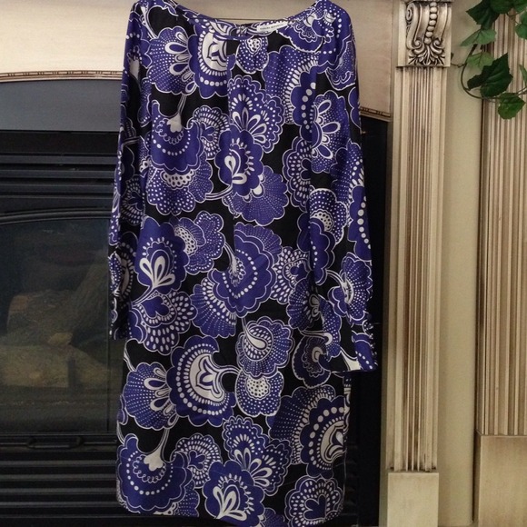 Banana Republic Dresses - Banana republic shift dress Banana Republic Dresses - Banana republic shift dress