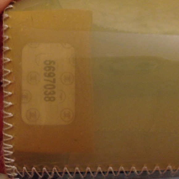 Authentic chanel - Picture 2 of 2