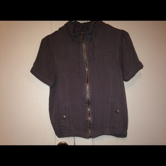 zip up jacket