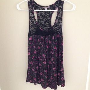 Floral baby doll shift tank top with lace detail