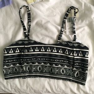 FOR @ayee_its_kellyy Forever 21 Crop Top