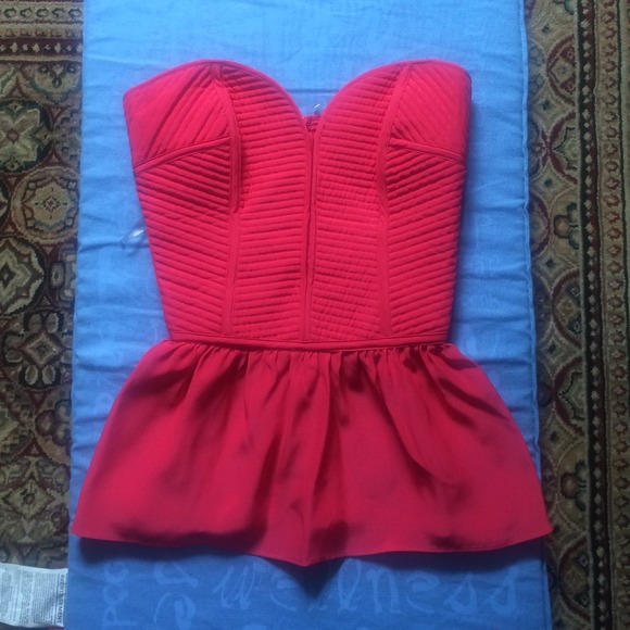 SOLD IN BUNDLE Parker pink top.