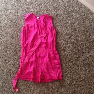 Hot pink Bebe button down romper. Size 4.