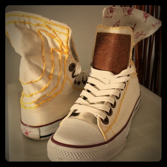 💯Authentic True Religion Sneakers