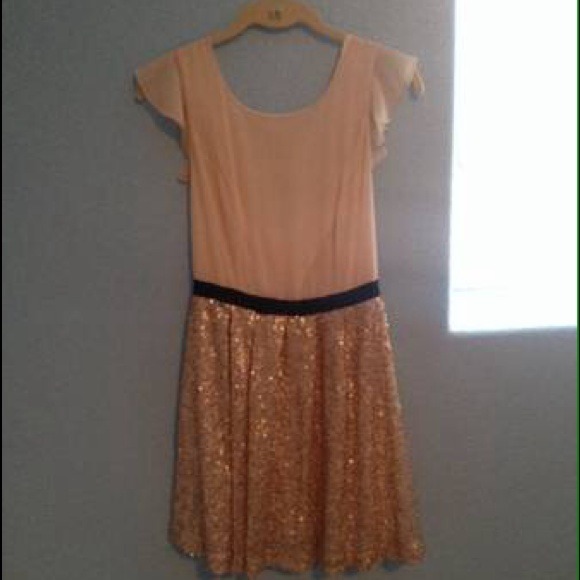 Open back, dress