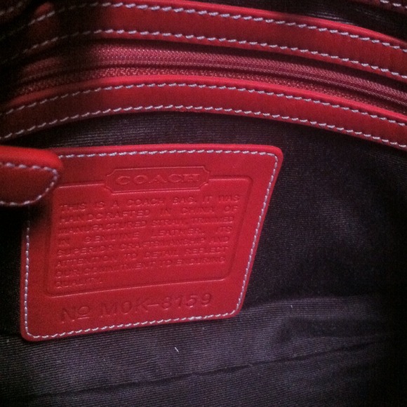 ❤️SOLD❤️🌺Authentic Coach Handle Bag🌺 - Picture 2 of 4