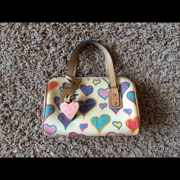 Dooney & Bourke Handbags - Dooney & Bourke purse