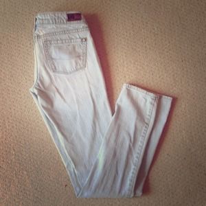 Light skinny jeans