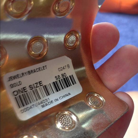 bracelet - Picture 2 of 2