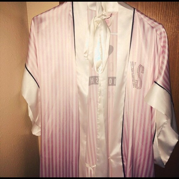 Victoria's Secret limted edition Fashion Show robe