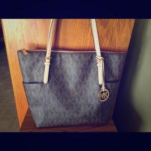 Michael Kors Tote