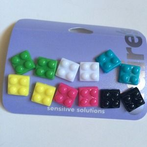 ⚡️ Weekend Sale⚡️Lego's Earrings.