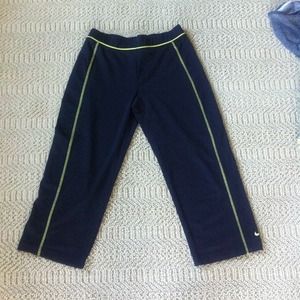 Nike exercise pants