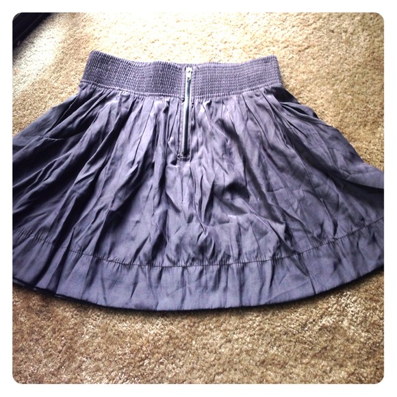 Charlotte Russe Dresses & Skirts - Adorable gray skirt