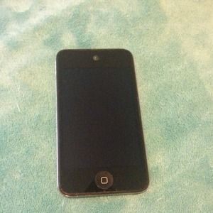 Black iPod touch 4th generation