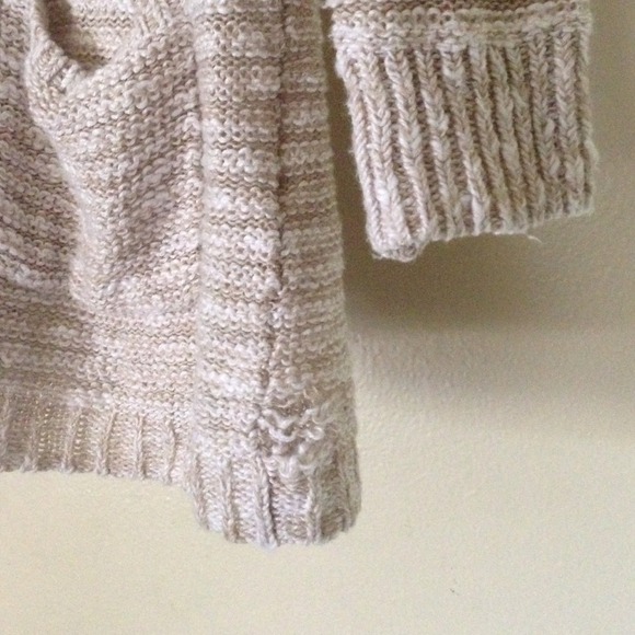 🚫BUNDLED🚫Hollister cardigan - Picture 2 of 3