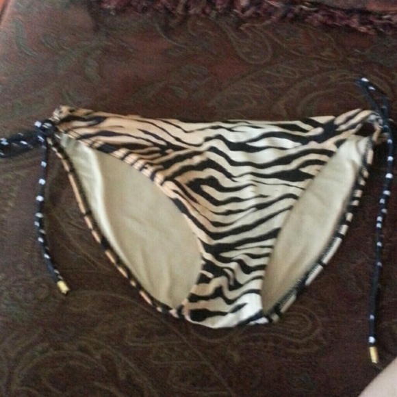 Victoria secret - Picture 2 of 2