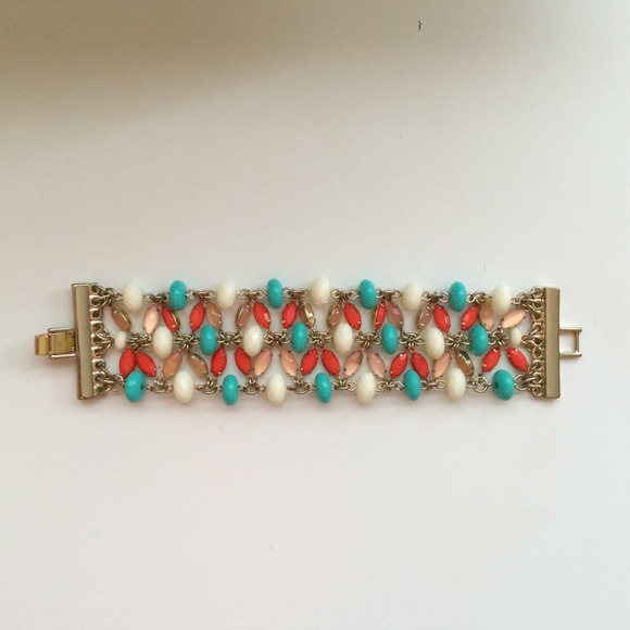 ✨Banana Republic bracelet✨