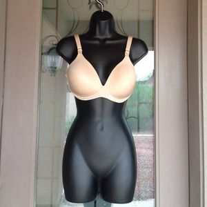 SOLD!!! Nursing bra bundle size 34DD