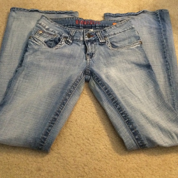 Hydraulic jeans