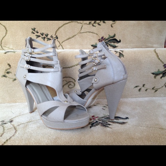 🔷SALE🔷Charlotte Russe platform heels