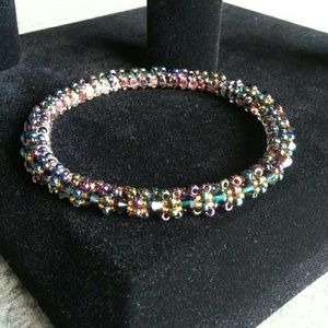 Beaded bangle bracelet with Swarovski Crystals
