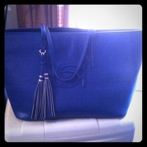 Bebe tote bag ON HOLD