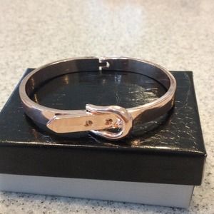 Rose gold bracelet