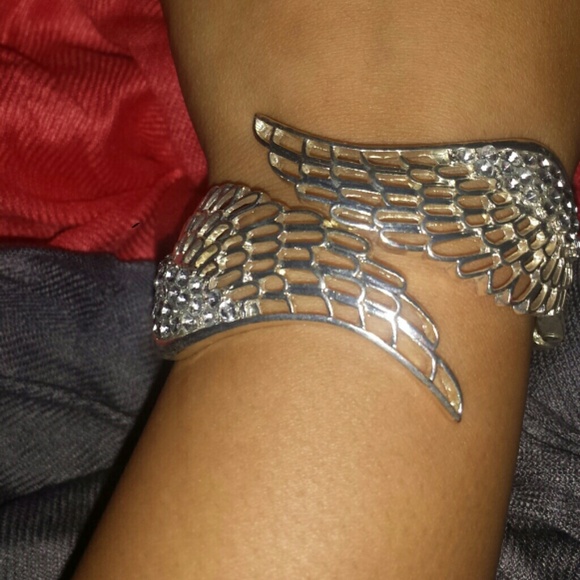 Wing Bracelet!
