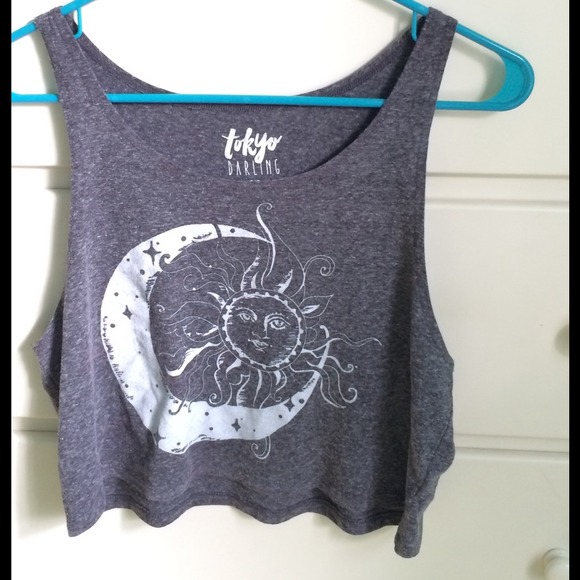 Aeropostale Tokyo Darling Sun & Moon Cropped Tank.