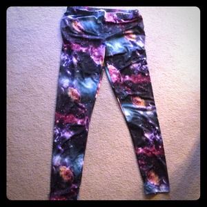 Derek Heart Galaxy leggings