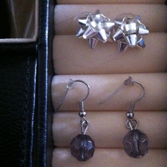 Earring set