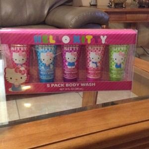 Hello Kitty five pack body wash