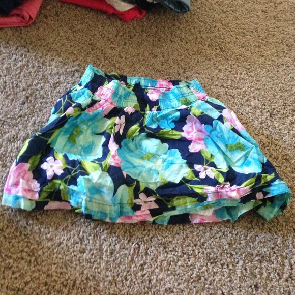 Floral Hollister skirt
