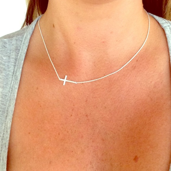 Sterling silver interlock cross necklace