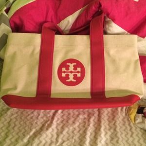 Brand new TORY BURCH TOTE BAG!!!!